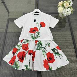 Vêtements de marque pour bébés, survêtements pour enfants, robe pour filles, ensemble deux pièces, taille 110-160 CM, motifs de fleurs rouges et de feuilles vertes, T-shirt et jupe courte 24 mars