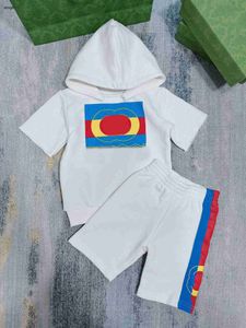 Merk baby designer trainingspakken Kind met capuchon Pak met korte mouwen kinderen Maat 73-110 CM Gekleurd logo kinder t-shirt en korte broek 24Feb20