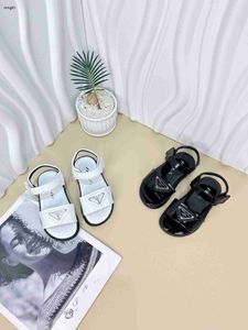 Marque bébé sandales couleur unie enfants pantoufles prix de revient taille 26-35 y compris la boîte de haute qualité logo géométrique chaussures pour enfants 24 mars