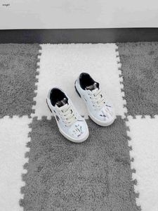 Merk baby sneakers embleempatroon kinderschoenen maat 26-35 doosbescherming hoogwaardige meisjes casual board schoenen jongens casual schoenen 24april