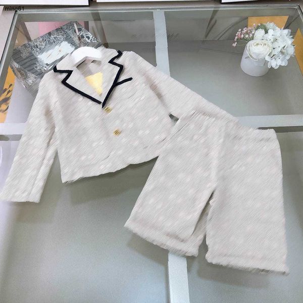 Marca bebé Chándales diseñador Vestido formal para niños Tamaño 90-160 Logo impreso solapa grande chaqueta de manga larga y pantalones cortos 20 de enero