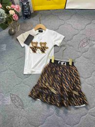 Marque bébé Survêtements designer été vêtements pour enfants Taille 100-150 fille T-shirt et lettre logo imprimé jupe longue Dec05