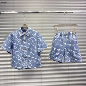 Brand Baby Tracksuits Kids Designer Clother Boys Boys Taille 100-160 cm de haute qualité Denim Set Summer Single Pinted Shirt and Shorts 24april