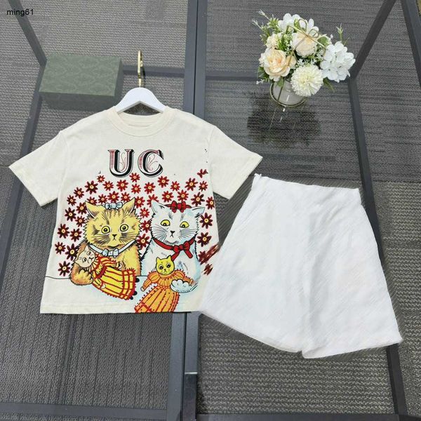 Marque Baby Tracksuits Summer Girls Set Kids Designer Vêtements Taille 100-150 cm Cat Matter Match Round Neck T-shirt et Shorts 24april