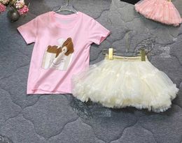 Merk baby Trainingspakken zomer kids designer kleding Maat 90-140 Cartoon print Korte mouwen meisje T-shirt en kanten rok Dec05