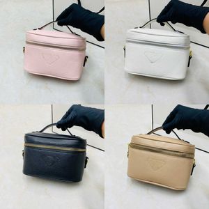 Brand Sac Lady Cosmetic Sacs Fashion Makeup Women Designers Handsbag Travel Travel Pouch Ladies Bags de haute qualité Organisation de toilette Bag1658