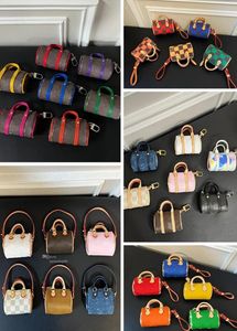 Sacs de marque Femmes porte-clés porte-clés de luxe Mini Boston Sac Sacs de pochettes Mini Keepall Sacs Keychain Designer Letter Men Totes Crossbody Pendant Pendants Charmes