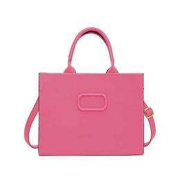 Merk Barbie Roze Draagtas Designer Snoep Kleur Crossbody Tas Mode Schoudertas Vrouwen Hoge Capaciteit Lederen Luxe Handtas Klassieke Vrouwelijke shopping Portemonnee 230807