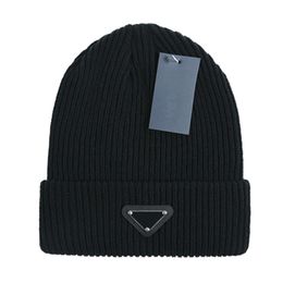 Merk Mutsen voor Vrouwen Mannen Sport Outdoor Motorkap Designer Warm Hoofddeksels Winter Hoed Katoen Vrouwelijke Mannelijke Pet Gorro Goede Kwaliteit