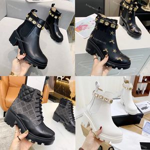 Botas de marca Dupe AAAAA Diseñador de mujer Bota laureada Flamencos Medalla de amor Martin Zapatos Invierno Cuero genuino Zapatos de moda de tacón alto Chunky