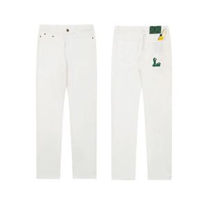 Brand Casual Jeans Designer Towel Broidered Men Jeans jeans luxueux jean haut de gamme pour femmes jeans à la mode blanc doux et élastique