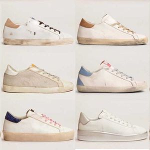 Merk Casual Shoes Designer Design 2022 Sneakers Sport Running Fashion White Meerdere kleuren Black paar's Style Size 35-45