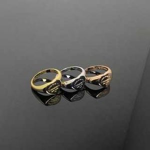 Brand Charme TFF Précision de haute qualité Smooth Heart Ring Fashion Love Hundred Towers