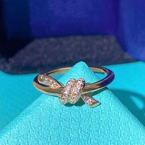 Brand Charm TFF S925 Sterling Silver Knot Ring 18K Rose Gold Love Entre-bague entre Valentin Day Gift