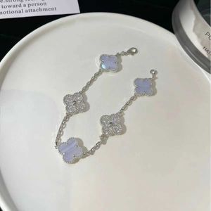 Brand Charm v Jinvan High Edition Nieuwe vier bladgras Bracelet Natural Transparant Purple Chalcedony Eenvoudig geschenk aan vriendin