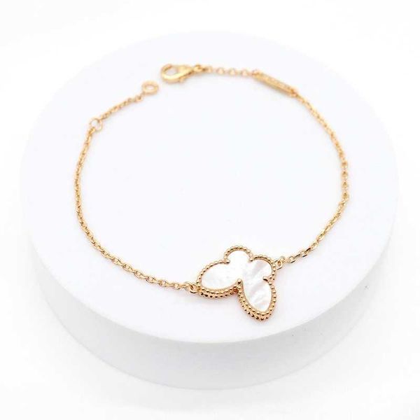 Charme de marque Van Four Bracelet Bracelet Bracelet à double face Natural White Fritillaria Salle haute édition épais plaque V Gold 18K Lock Lock Chain de chaîne avec logo avec logo