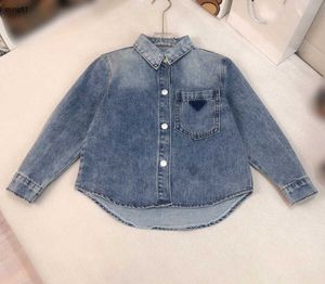 Survêtements de marque pour enfants Ensemble deux pièces en denim pour bébé avec logo géométrique Taille 100-160 Vêtements de marque pour enfants Chemise et jeans à simple boutonnage 24mars