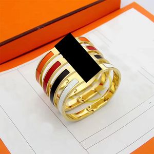 Marca clásica de 8 mm de ancho brazalete pulsera moda europea hombres mujeres pareja pulsera de boda diseñador de alta calidad pulsera de acero titanio regalo de joyería