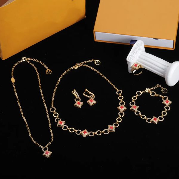 marque classique mode bracelet collier designer collier or collier bijoux designer pour femmes boucle d'oreille designer boucles d'oreilles cadeau de mariage