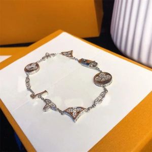 Merk Klassieke Mode ketting gouden damesarmbanden met logo officiële maat ontwerp gouden vier bloemblaadjes armbanden vervagen nooit