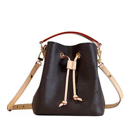 Merk klassieke neonoe bb dames schoudertas crossbody tassen emmer trekstring tas mini handtas noe m46581 m44022 verwijderbaar handvat oxiderend leer bruin wit rood