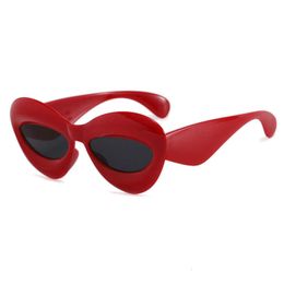 Merk klassieke zonnebrillen mode buiten zomerontwerper unieke trendy opgeblazen kattenoog vrouwen beroemde hiphop zonnebril