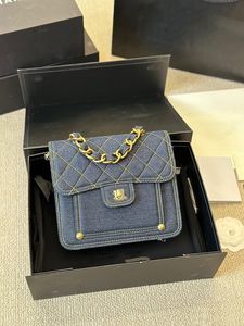 Sac à bandoulière en denim de marque pour femmes Designer chaîne sangle poche arrière sac à rabat de haute qualité femme luxe classique Cowboy poche sacs de messager sacs à main et sacs à main