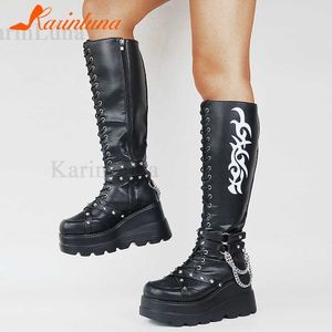 Merk Design Gothic Style Ins Hot Mode Laarzen Vrouwen Schoenen Zwarte Wiggen Hoge Hakken Gespen Platform Laarzen Vrouw Plus Size 50 Y0914