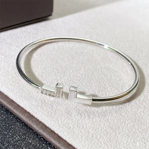 Bracelet de marque bracelet en or 18 carats agate coquille blanche polie en forme de C double bracelet en or avec bracelet d'ouverture en diamant cadeau de bijoux