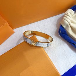 marque designer bracelet classique fleur plaid cuir corde or argent boucle perles hommes femmes couple bracelets luxe mode cadeau matériel de haute qualité
