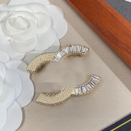 Marque Designer C double lettre broche femme homme à la mode 18K or argent strass cristal perle broche ensemble broche métal mode bijoux accessoires style variété