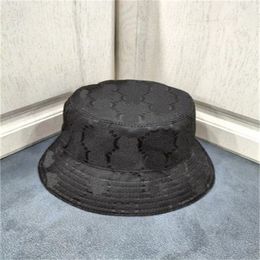 Merkontwerper Cap Casquette Hat geborduurde honkbal cap Classic Style Sun Visor Cap comfortabel ademende modeontwerp emmer hoed