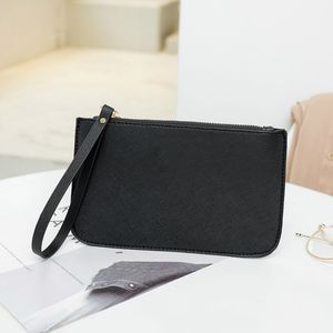 Marque Designer Europe Portefeuilles Sac Bourse 2021 Top Coin Clé de voiture Téléphone Porte-monnaie Billfold Bracelets de haute qualité Titulaire de la carte de crédit Femmes Portefeuille Embrayage Sacs à main 888ap7