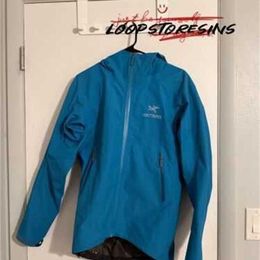 Designer de marque Vestes de printemps brodées arczetasl veste à capuche masculine aagx bleu ciel léger et léger aagx