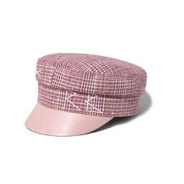 Diseñador de marca Patchwork Flat Pink Pu Cuero Brima Militar Military Baker Boys Hat Womens S Boys Hat Tamaño S-XL 240507