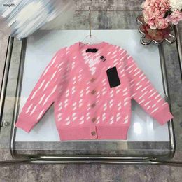 Cardigan de marque pour enfants, joli pull rose à col en V pour bébé, produits de printemps, taille 100-150 CM, mode, impression complète de lettres, veste tricotée Aug30