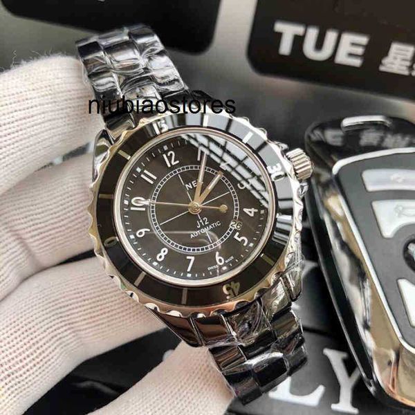 Brand Designer Luxury Watch Mens 38 mm Black blanc Bracelet en céramique saphir cristal automatique mécanique H1626 H0970 H0685 H0950 FQPI