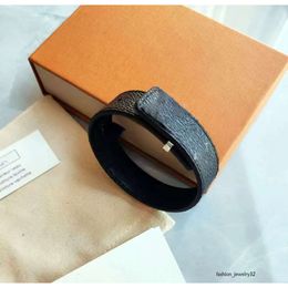 Diseñador de marca para hombres y pulseras limas Limas Joya Unisex Jewelry Aolly Buckle Black Leather With Box