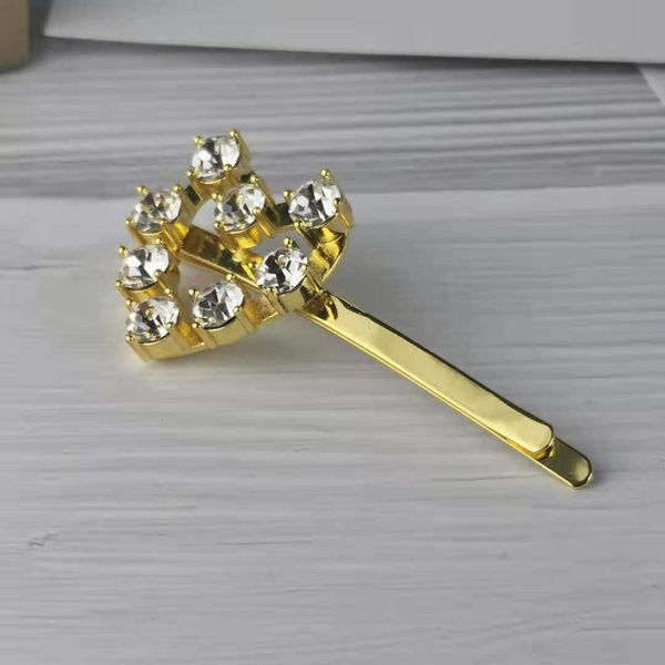 Brand Designer Miimiu Fashion Hairpin New French Love Loved Diamond Diamond en forme de coeur Temperament Sweet Clip Courbe Gold Plaqué accessoires Bijoux Luxury