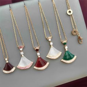 merk designer ketting voor dames modieuze en charmante waaiervormige 18k gouden hanger ketting van hoogwaardig titanium staal luxe sieraden cadeau