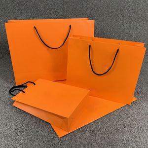 merkontwerper Original Gift Papieren zak handtassen Draagtas van hoge kwaliteit Mode Boodschappentassen Groothandel goedkoper 01a