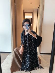 Écharpe de marque de luxe V Écharpe en tricot Cachemire Épais Shaw Femmes Longue Hiver Pashmina Longue Hommes Élégants Doux Au Toucher Chaud Wraps Longue Écharpe