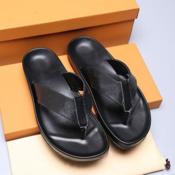 zapatos de diseñador de marca Diseño de la zapatilla Damas de las zapatillas Sandalias de mujeres Sandalias Flip Bolsas de mocasillas Toboganes negros zapatos Beach Beach Interior Slipper sin caja sin caja