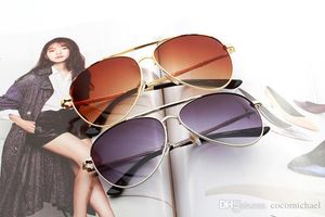 Diseñador de la marca Gafas de sol Marcas Anteojos Sombras al aire libre Forma de bambú Marco de PC Gafas de sol clásicas de lujo para hombre Mujer a34t