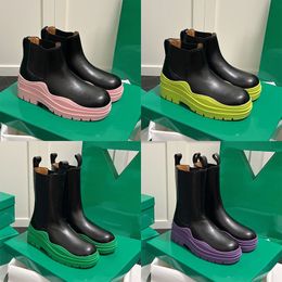 Diseñador de marca Botas Welly Botas de lluvia plataforma de diseñador Carta Ringer moda negro pero hasta la rodilla botas de mujer