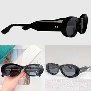 Gafas de sol de marco ovalado de mujeres de diseño GG1527S Gafas de sol de marco de acetato negro con dos uñas de metal en las piernas 100% protección UV Nuevas gafas de lujo
