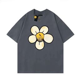 Merk Drawtrew Shirt Heren Designer Face Summer Draw Haikyuu dames T -shirt losse tops rond nek Drew hoodie bloemenhoed klein geel gezicht 1213