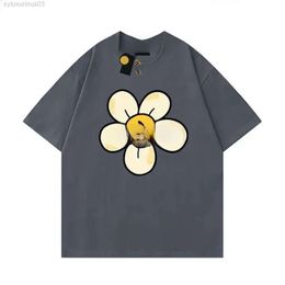 Merk Drawtrew Shirt Mens Designer Face Summer Draw Haikyuu dames T -shirt losse ronde nek Drew hoodie bloemenhoed klein geel 9795