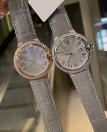 Marque célèbre géométrique numéro romain montre quartz wristwatch gris cuir gris watch women zircon bezel cercle cadin 36 mm