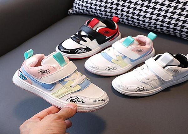 Brand Fashion Girl Shoes First Walkers Sneakers colorés Kids Breathable Anti Slip Toddler garçon 13 ans Trainers sportifs 5313000